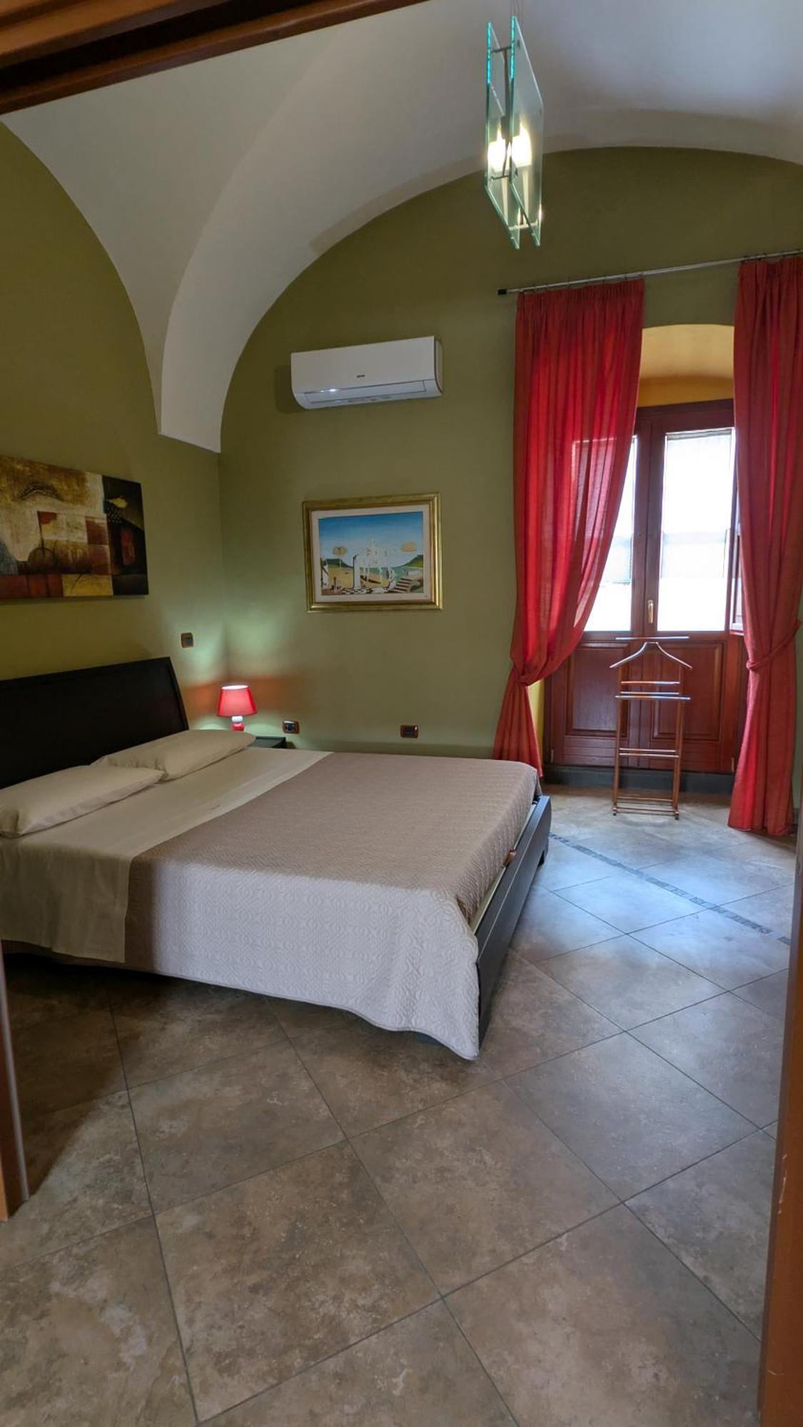 Luxury Home Bosa Apartment Εξωτερικό φωτογραφία